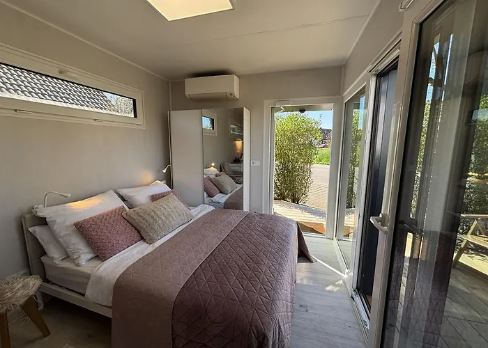 Tiny Taennle Nyaraló Rust